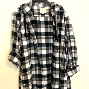 American eagle long sleeve button up with hood